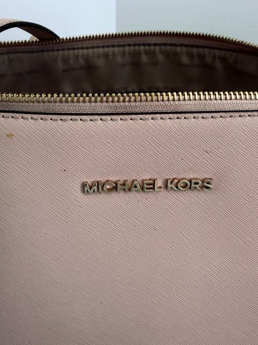 Michael Kors Jet Set Saffiano Leather Zip Top Tote Bag | Blush Pink / Rose Gold - Picture 5 of 14